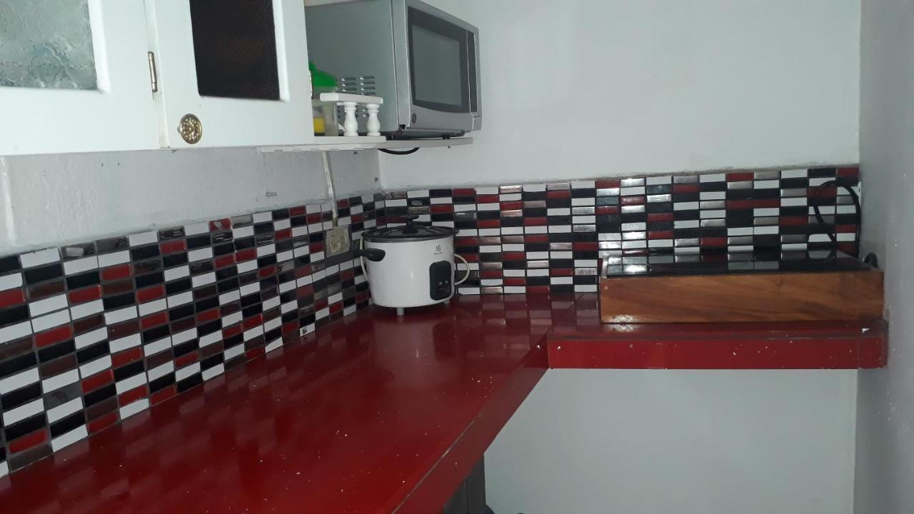 Hostal Marysol プエルトアヨラ エクステリア 写真