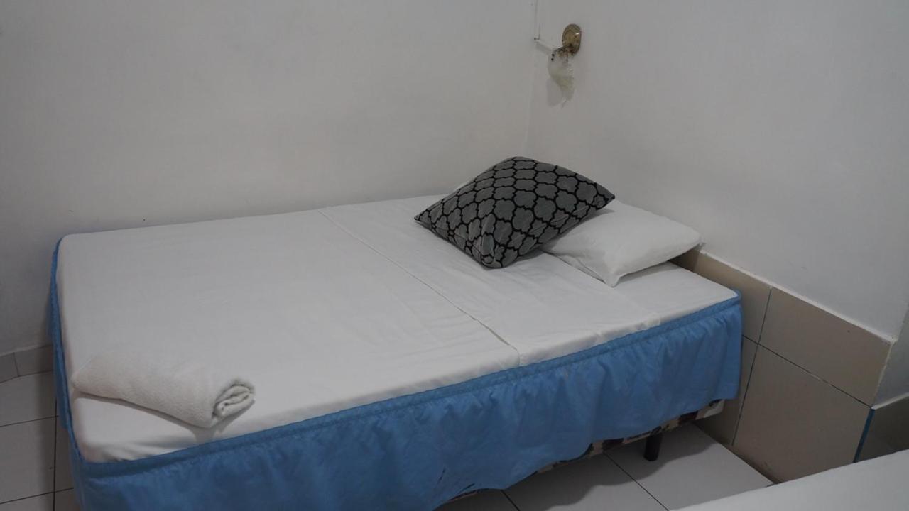 Hostal Marysol プエルトアヨラ エクステリア 写真