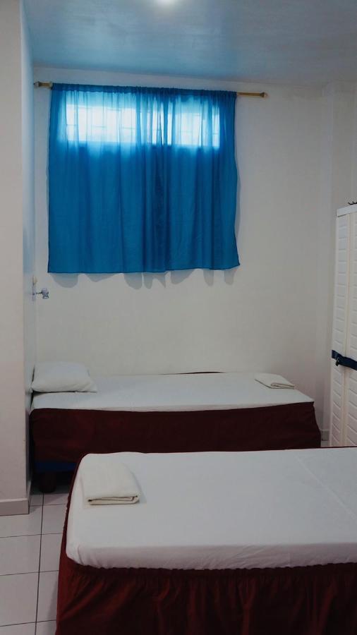 Hostal Marysol プエルトアヨラ エクステリア 写真